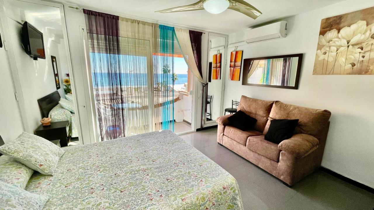 Bulto Carihuela Apartment Torremolinos Luaran gambar