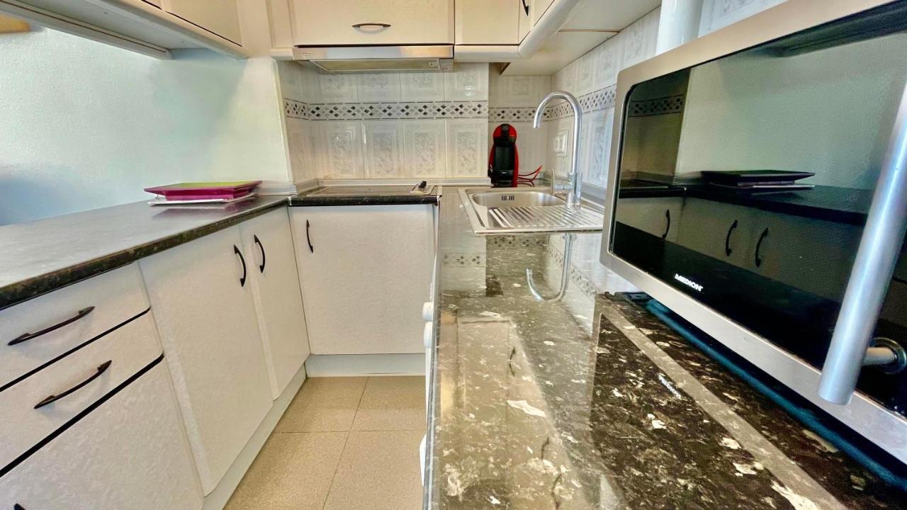 Bulto Carihuela Apartment Torremolinos Luaran gambar